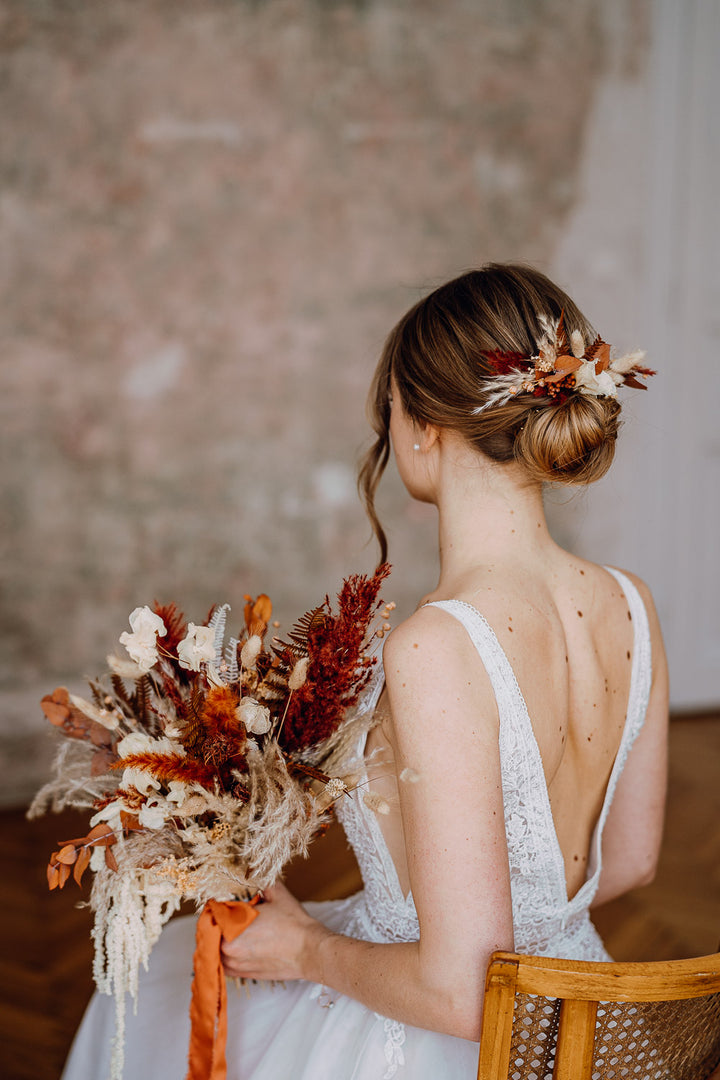 Headpiece on a hair comb | Terracotta & Beige