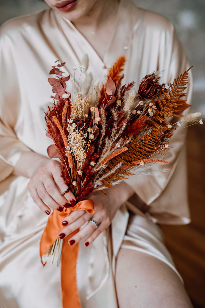 Bridesmaid Bouquet | Terracotta & Beige