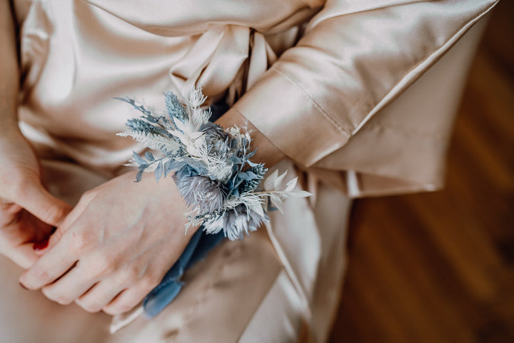 Flower bracelet | Dusty Blue & Ivory
