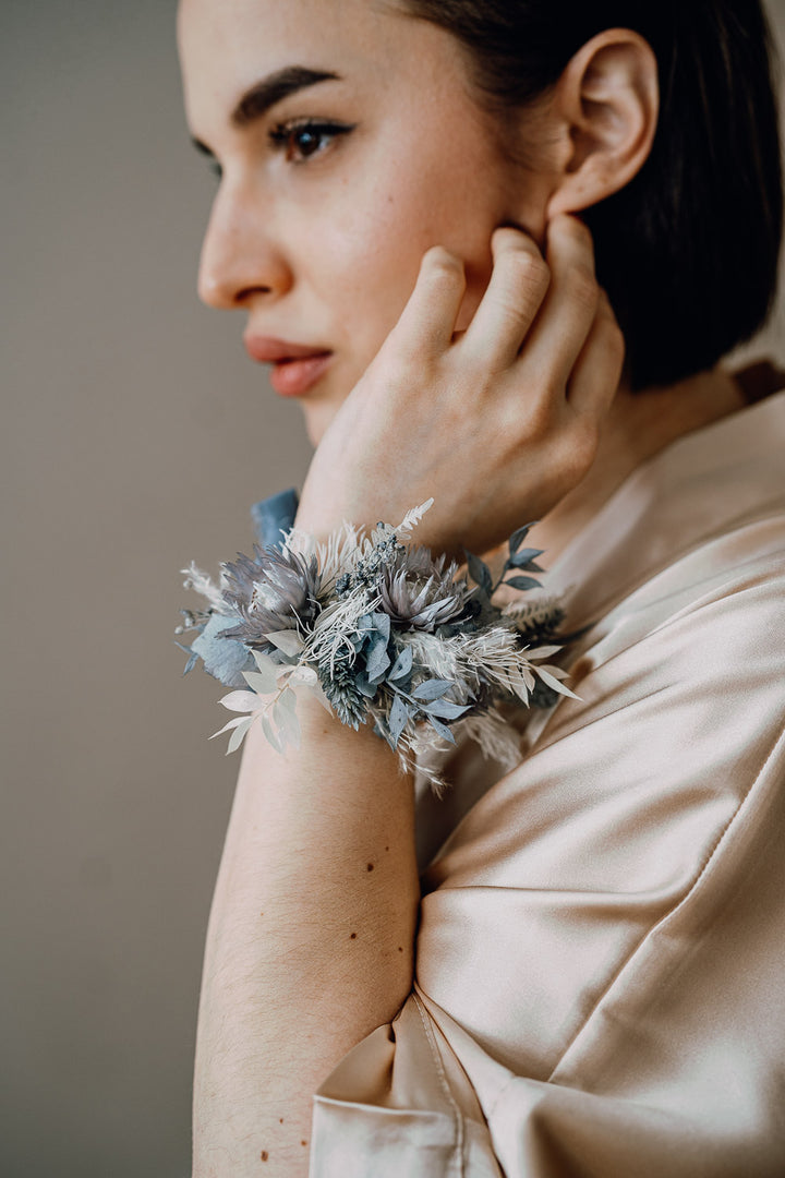 Flower bracelet | Dusty Blue & Ivory
